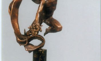 Скульптура из бронзы: Персей (высота 25 см)