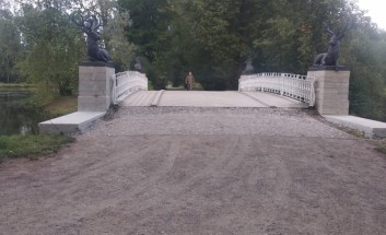 Воссоздание скульптур "Олений мост" в Павловском парке