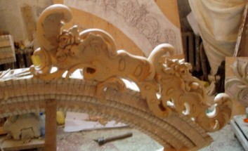 Реставрация: Элемент иконостаса для Петергофского дворца